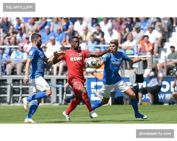 战术演练：记者拍到波鸿在训练中重点练习定位球防守